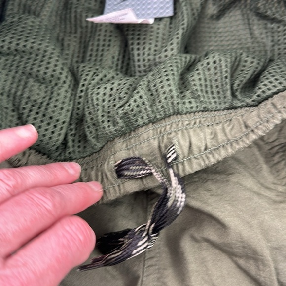 SPEEDO Men's green swim shorts /trunks - Picture 4 of 10